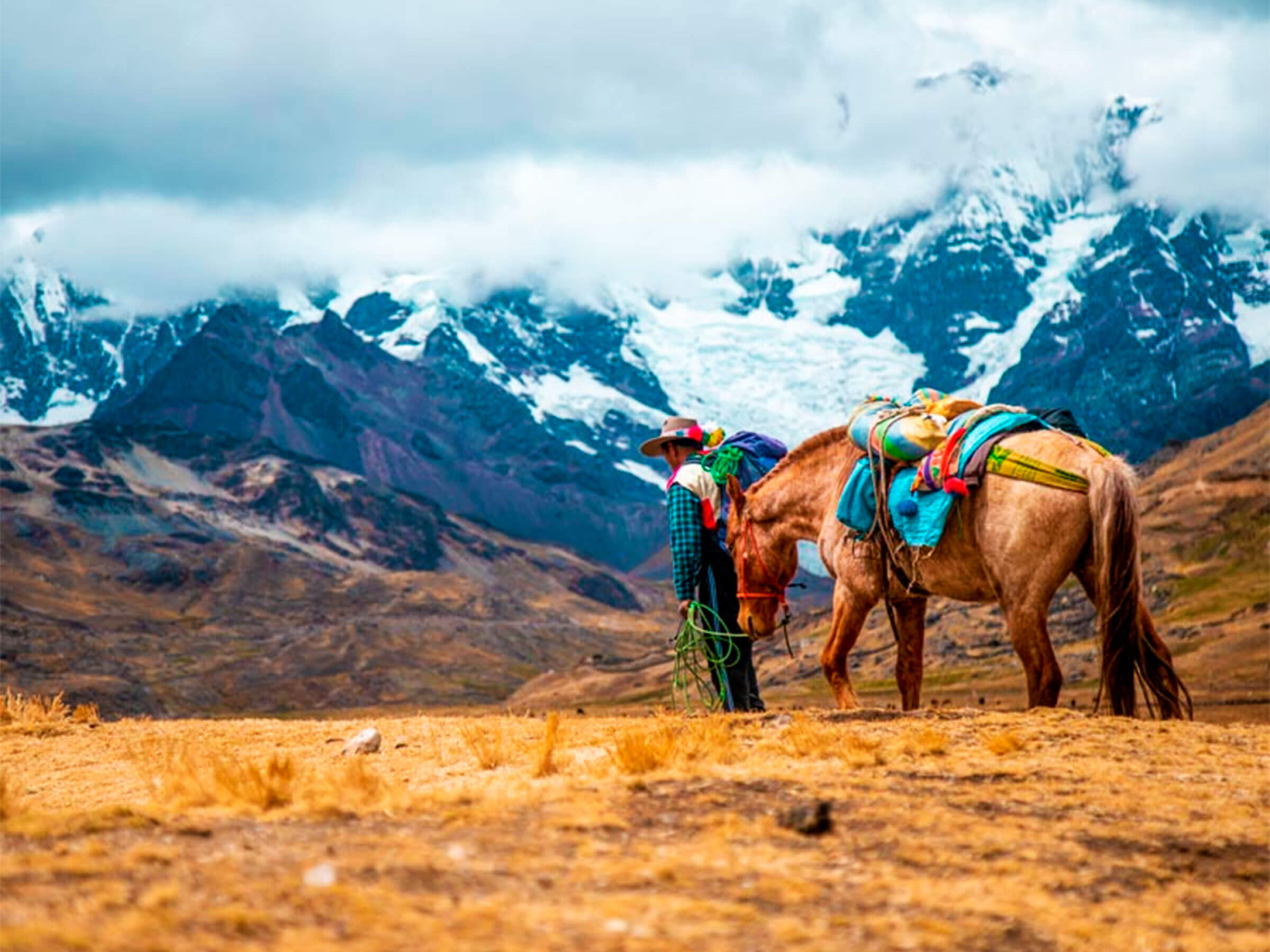 4-Day Ausangate Tour with Rainbow Mountain