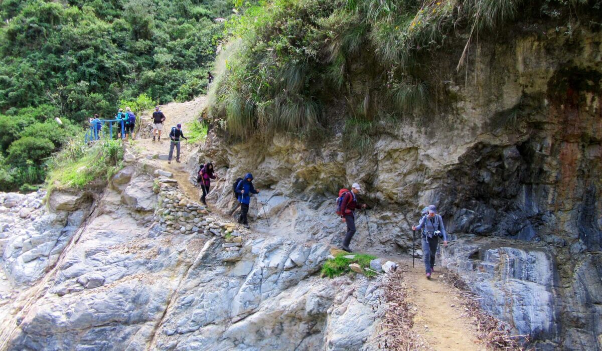 Salkantay Trekking To Machu Picchu 4 Days / 3 Nights en Tiendas.