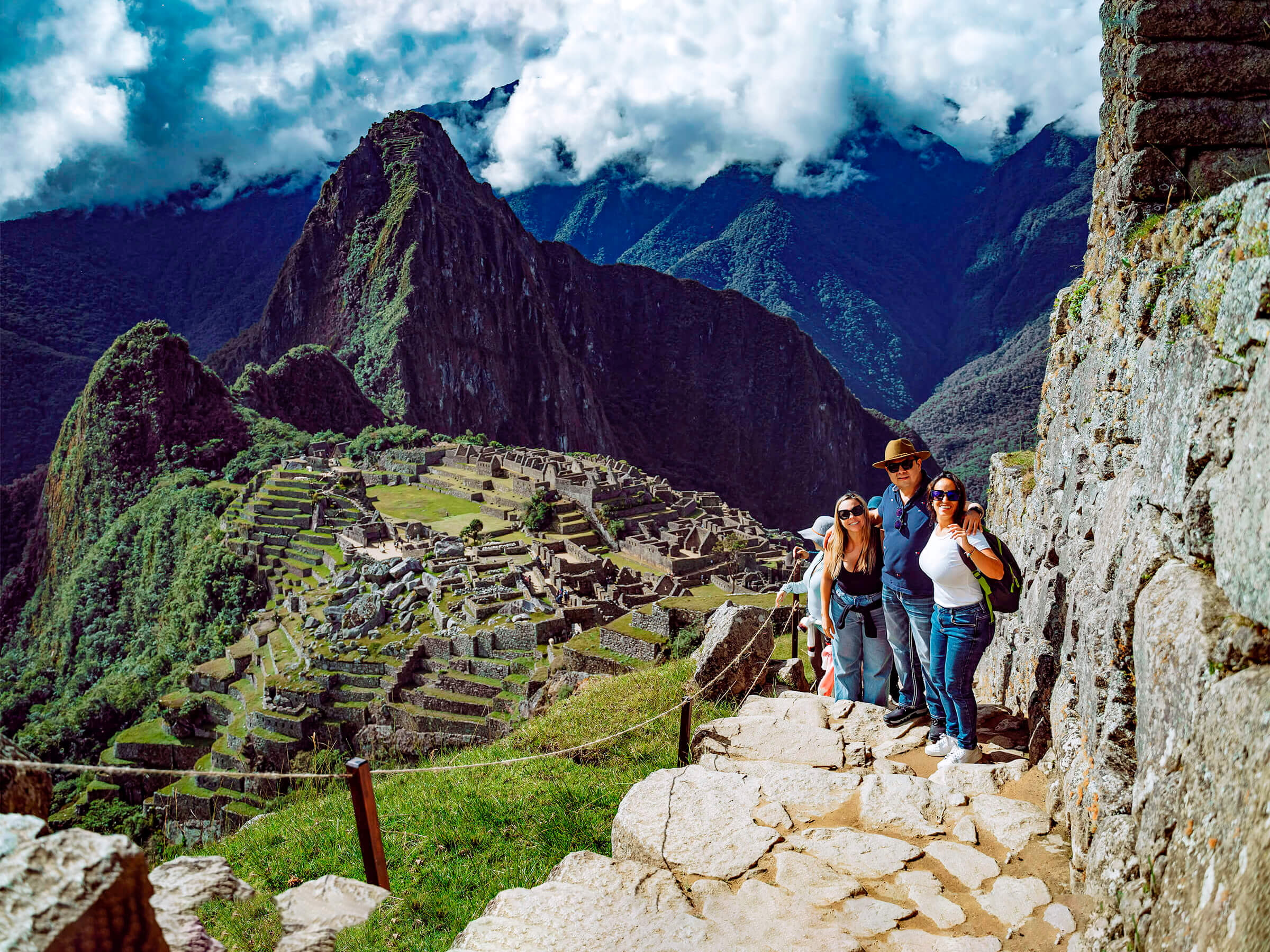 Machu Picchu By Car 2 Days / 1 Night